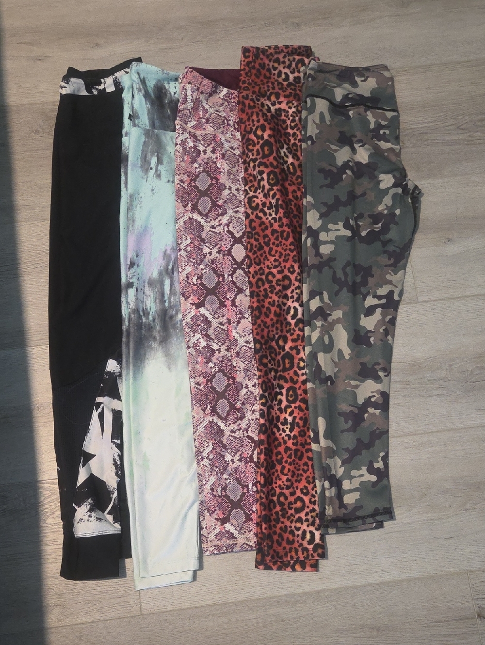Lot Of 5 Leggings Size Small